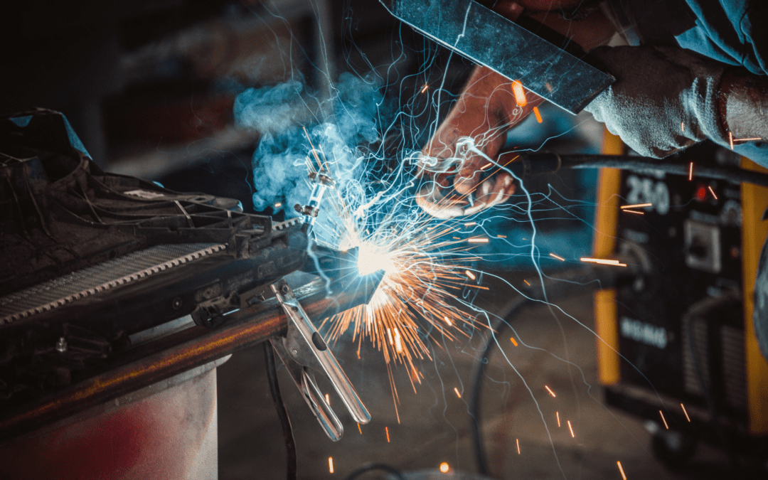 How to Protect Construction Workers from Welding Fumes?